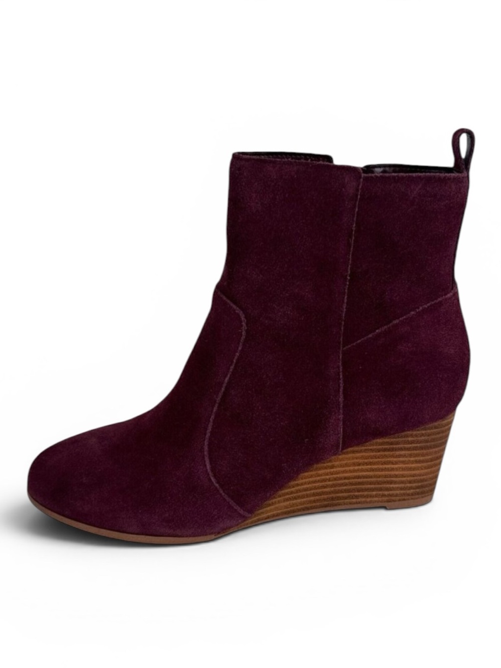 Violet & Red NWOB Women's 7.5M Purple JayJay Leather Wedge Ankle Bootie‎